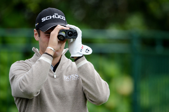 How to use a golf rangefinder